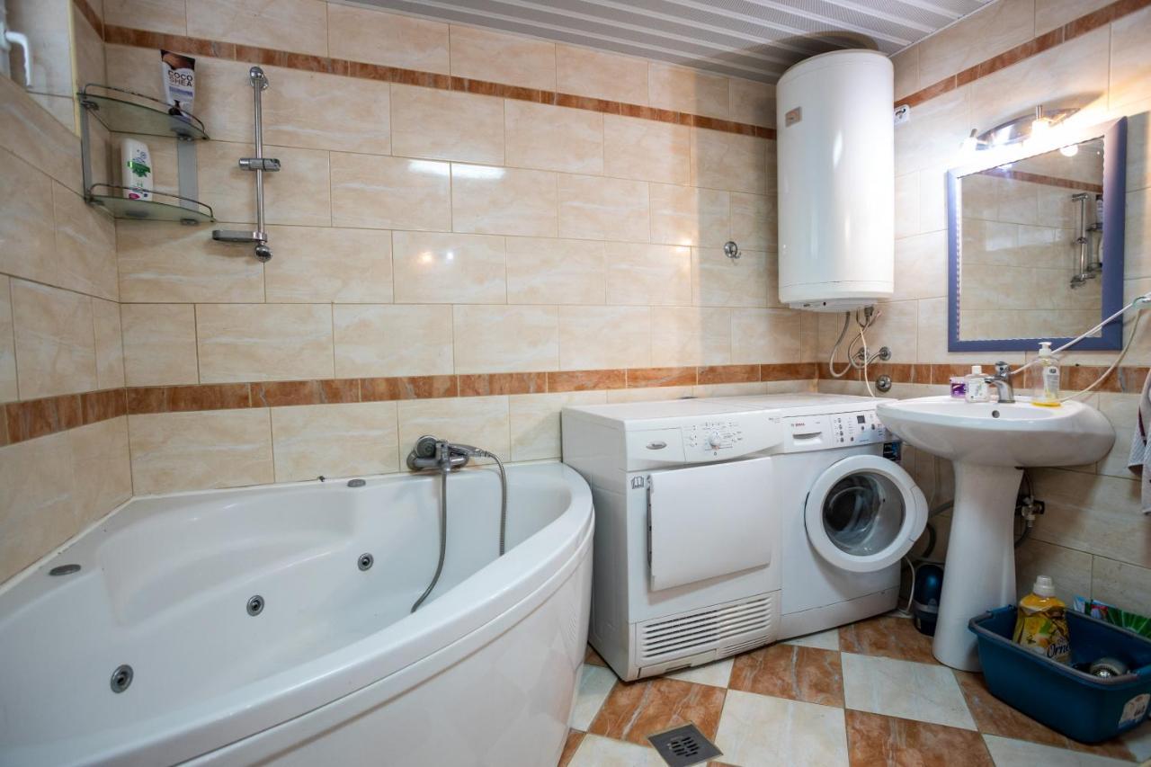 Ana Apartment Kotor Eksteriør billede