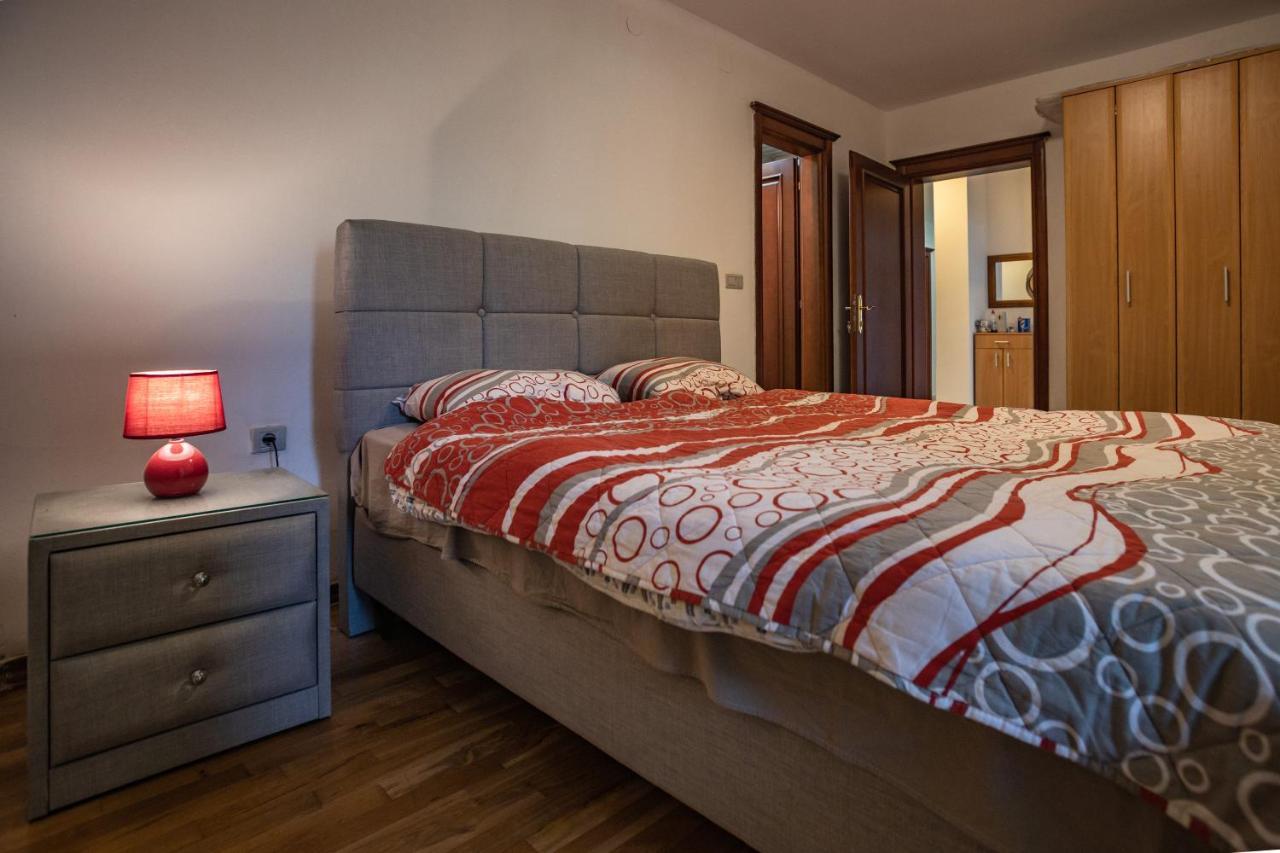 Ana Apartment Kotor Eksteriør billede