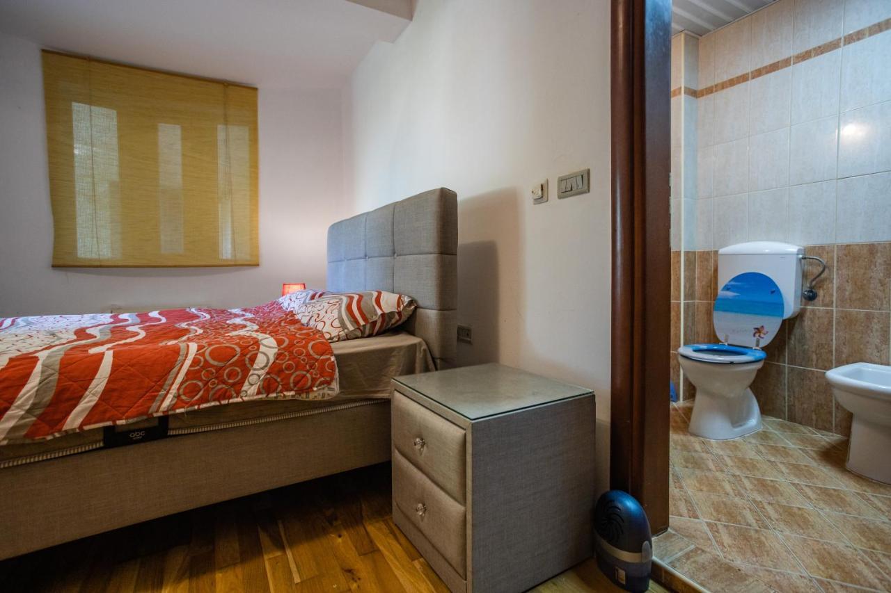Ana Apartment Kotor Eksteriør billede
